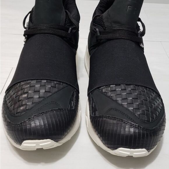 PUMA Bog Strap X Filling Pieces
Blaze Of Glory - Picture 13 of 14